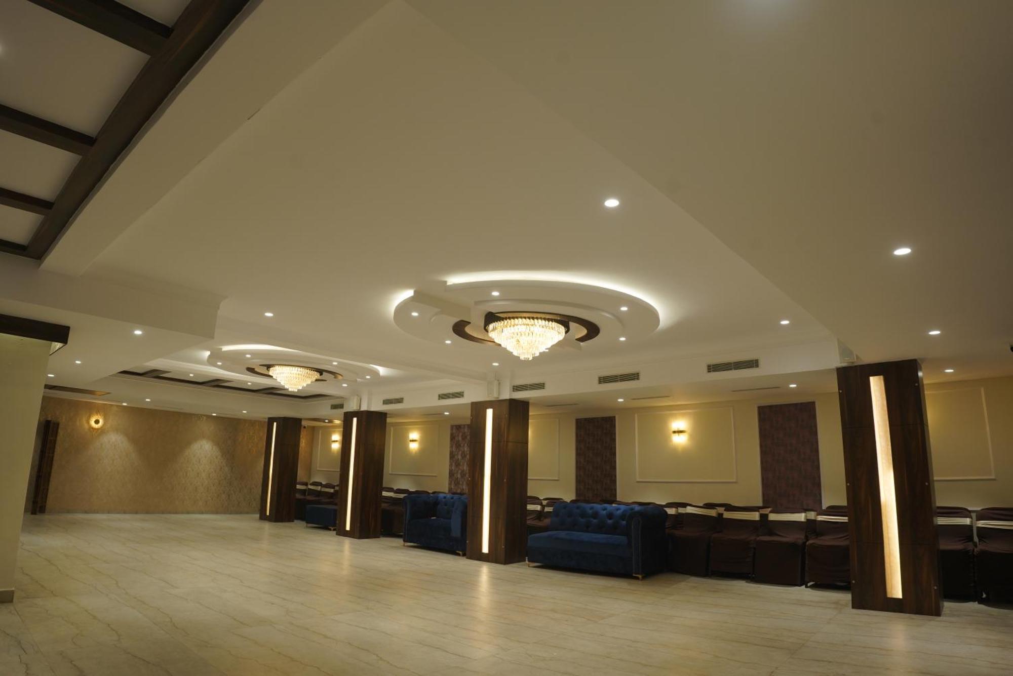The Pride Hotel Jamshedpur Ngoại thất bức ảnh